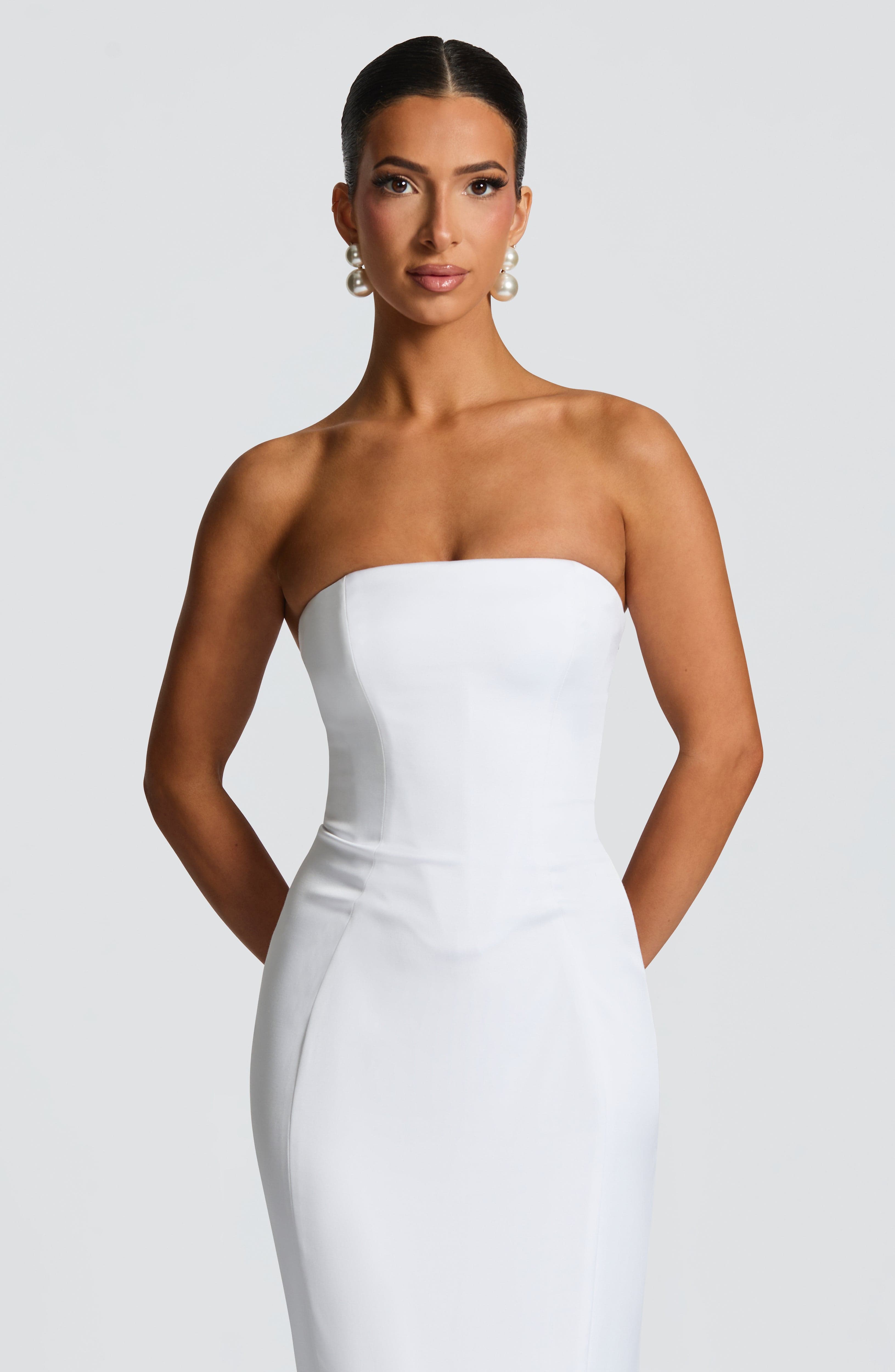 Emryn Gown - Ivory